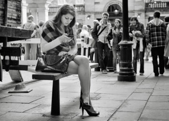 Why Women Entrepreneurs Aren’t Always Honest