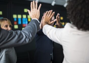 Top 10 Traits of High-Performing Marketing Teams