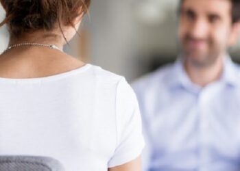 5 Perceptive Questions to Ask Your Potential Hire During the Interview