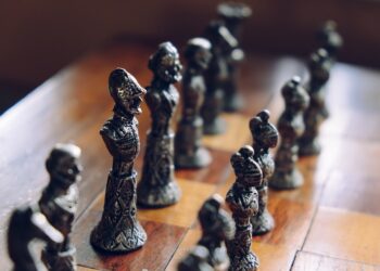 8 Principles for Building a Competitive Core Business